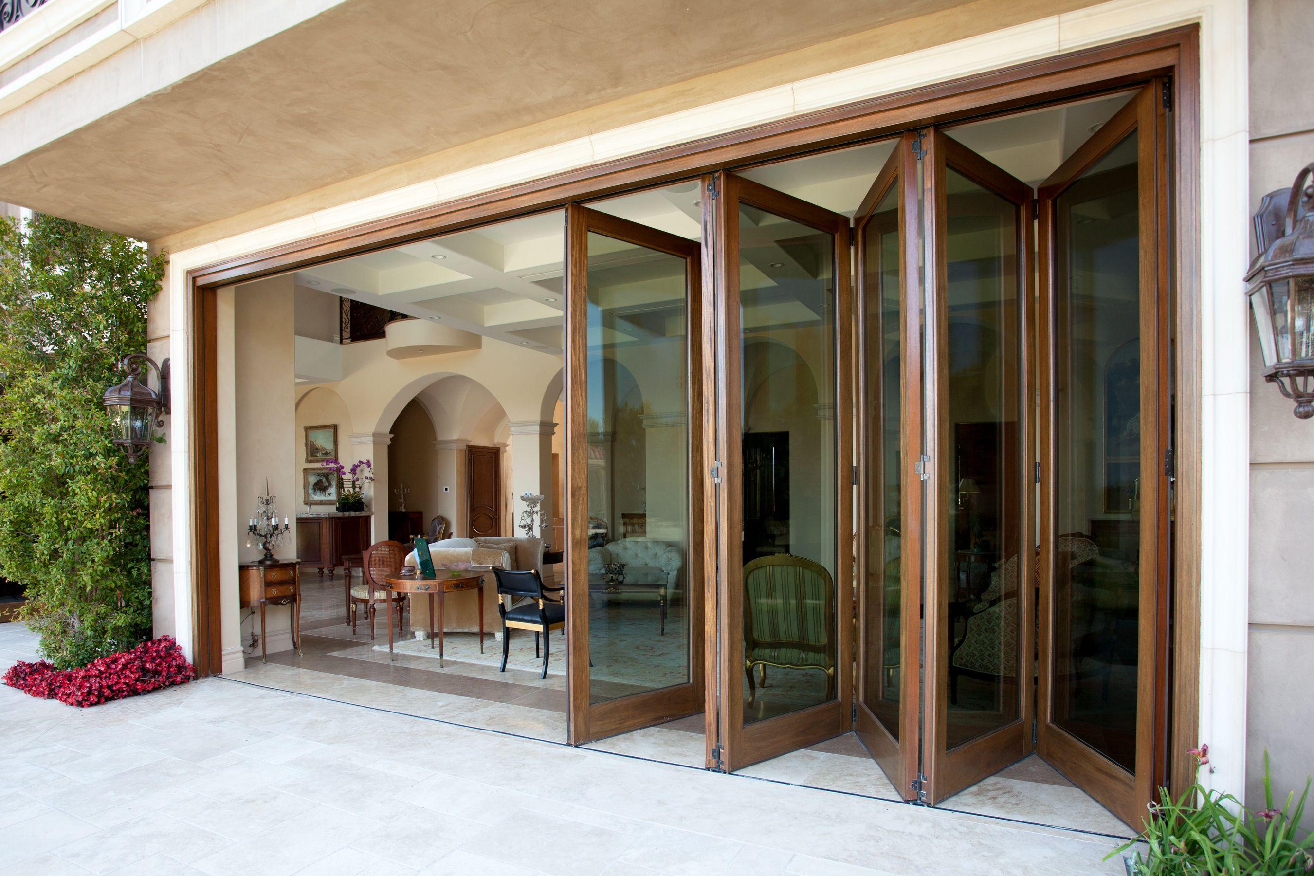 Folding Doors In Dubai